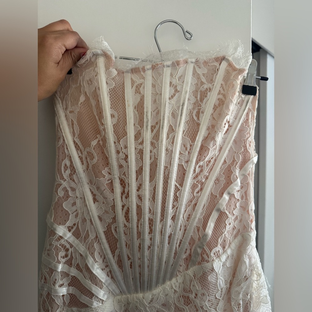 Elegant White Lace Mini Dress - Picture 11 of 14